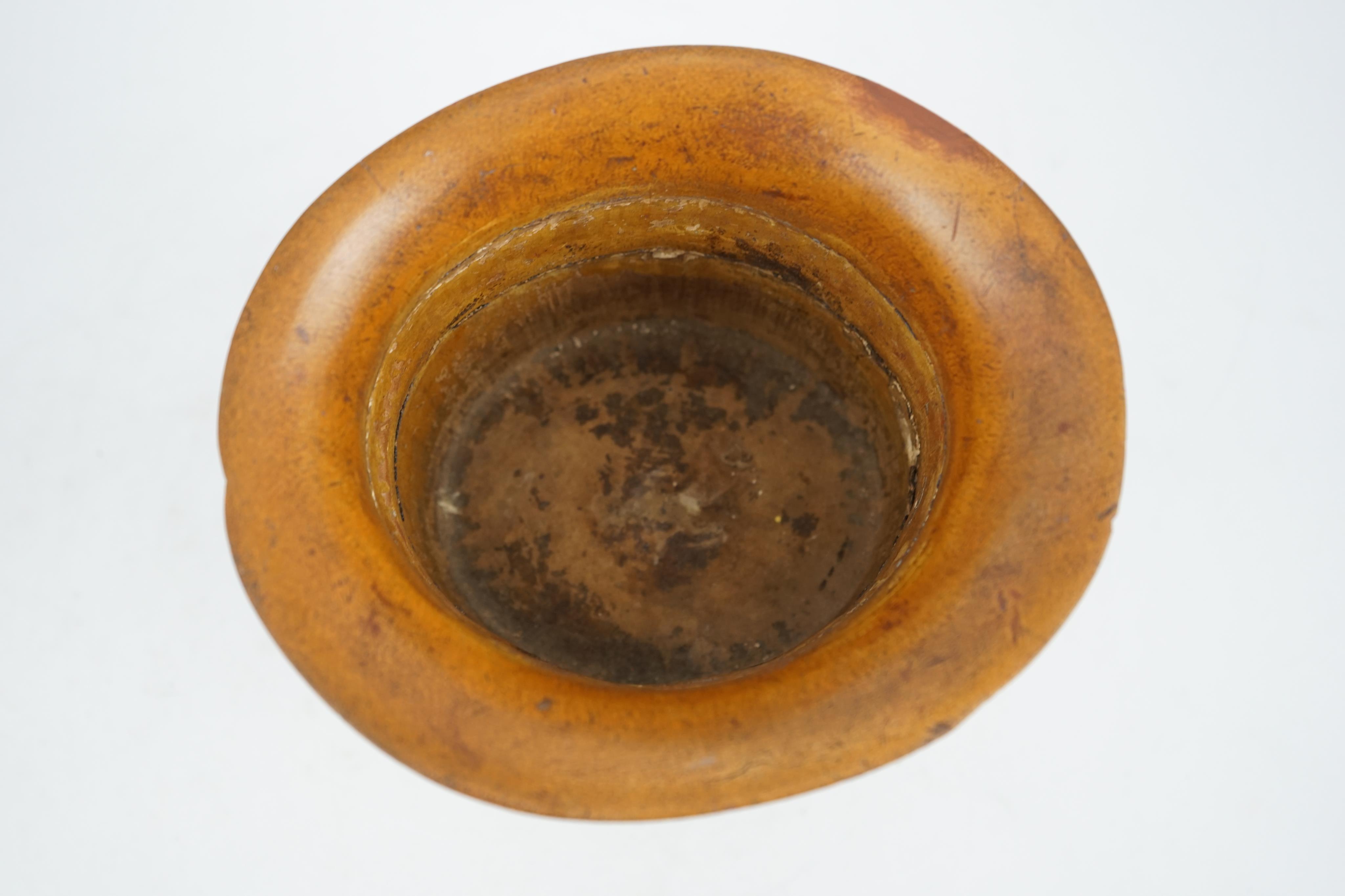 A Chinese bamboo brush pot, 19th century